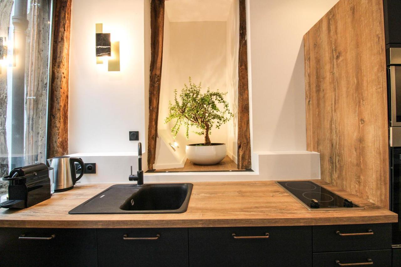 L'Atelier 1742 - Atypique Jacuzzi Rouen Centre Appartement Buitenkant foto