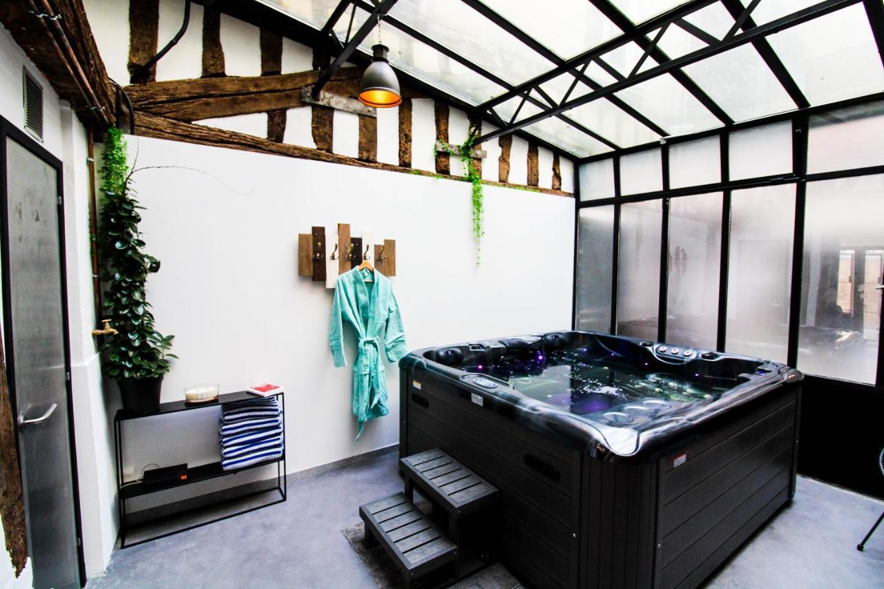 L'Atelier 1742 - Atypique Jacuzzi Rouen Centre Appartement Buitenkant foto